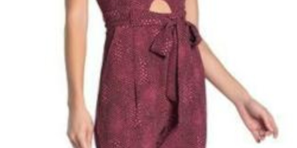 Material Girl Macacão Feminino Decote Coração Cobra Rosa Tamanho Grande