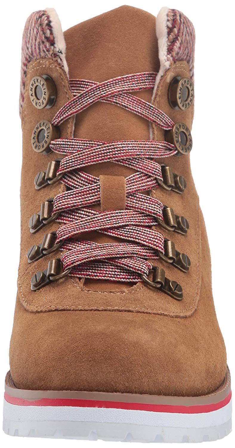 Botas femininas Anne Klein Willpower Fabric com bico fechado e cano curto, tamanho 7,5 M