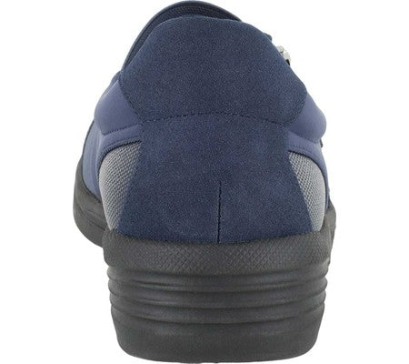 Tênis de caminhada feminino Easy Street, azul marinho, Dreamy, tamanho 8,5 W