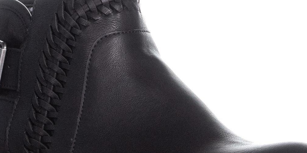 Botas femininas American Rag Audra Almond Toe na altura do tornozelo, pretas, tamanho 6,5 M