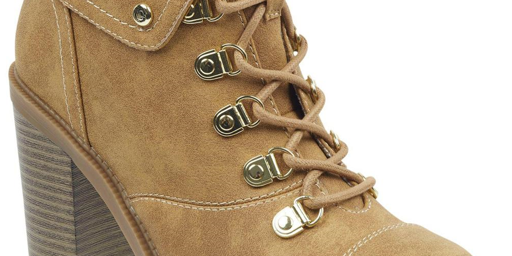 Botas femininas G by Guess Jollyn bico redondo na altura do tornozelo, marrom, tamanho 5 M