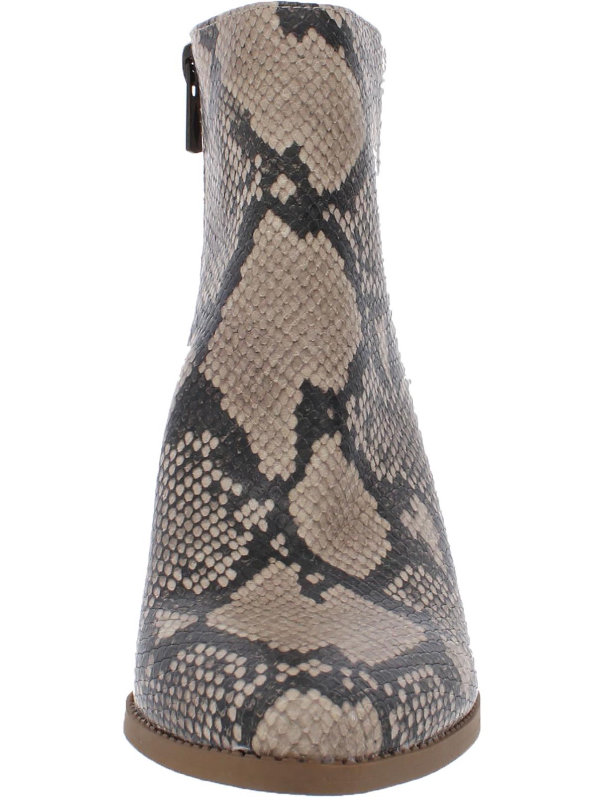 Bota feminina Sun Stone com estampa animal bege, bico fino, salto bloco e zíper, 8,5