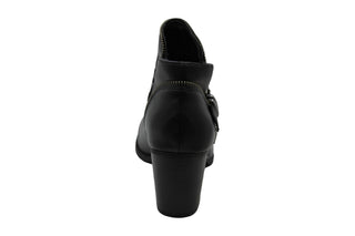 Botas femininas American Rag Milly Almond Toe na altura do tornozelo, pretas, tamanho 8,5 M