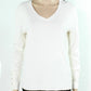 JM Collection Suéter Feminino com Punhos e Botões e Gola V, Branco, Tamanho Pequeno