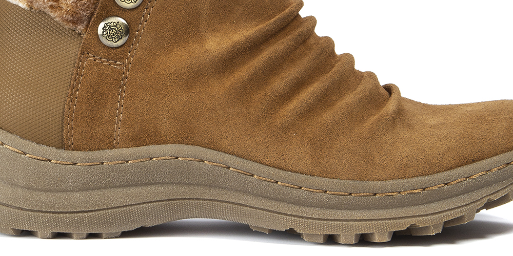 Botas de inverno femininas Baretraps Alick com pele sintética para clima frio, marrom, tamanho 8,5 M