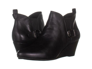 Botas de cano curto Anne Klein Abilene com bico fino e salto plataforma, pretas, tamanho 11 M
