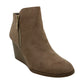Botas femininas Wynonaa bico redondo e assimétricas com acolchoamento Style &amp; Co, marrom, tamanho 10 M