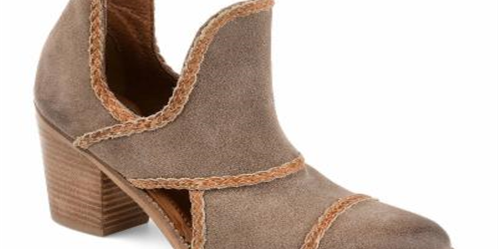 Botas femininas Journee Signature Courtny, marrom, tamanho 7