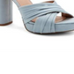 Sandália de salto Flora feminina BCBGeneration cinza tamanho 10 M