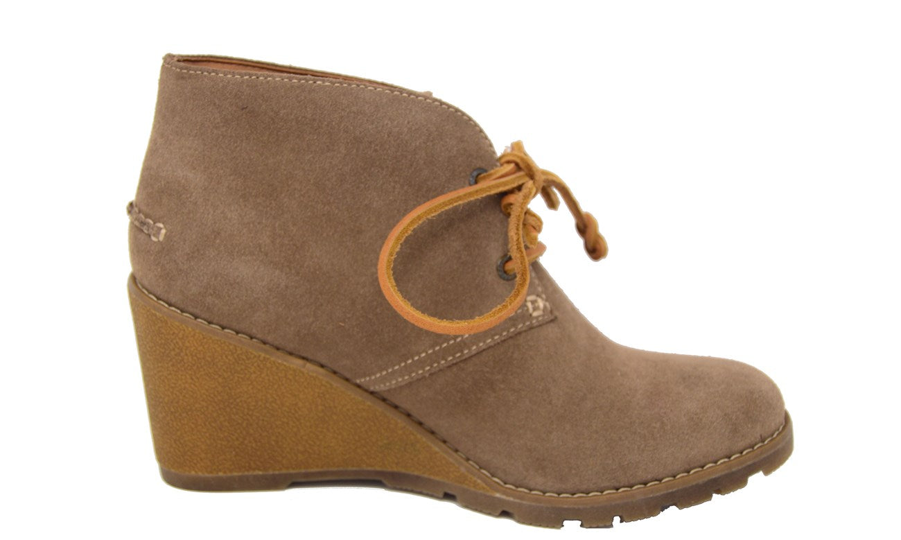 Botas femininas Sperry Celeste Prow Wedge Ankle Booties, marrom, tamanho 7 M
