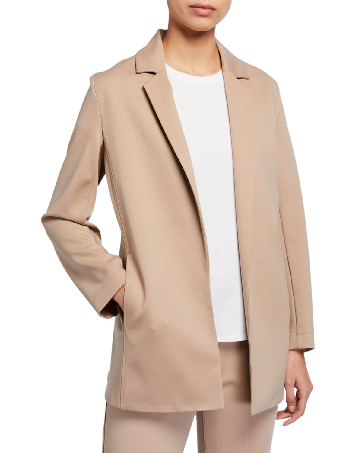 Jaqueta feminina Eileen Fisher com bolsos, gola entalhada, abertura nas costas, manga comprida, bege, tamanho 2X