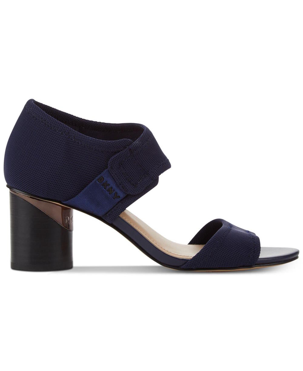 Sandálias femininas casuais DKNY Penny Open Toe com tira no tornozelo, azul marinho, tamanho 6