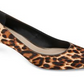 Kenneth Cole Reaction Feminino Leopard Print Morgan Bico Fino Salto Baixo Salto Baixo Marrom Tamanho 7,5 M
