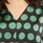 Blusa feminina INC com manga comprida e decote em V e bolinhas, preta, tamanho XS