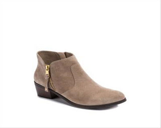 Baretraps Women's Uriel Suede Ankle Booties Brown 10 M