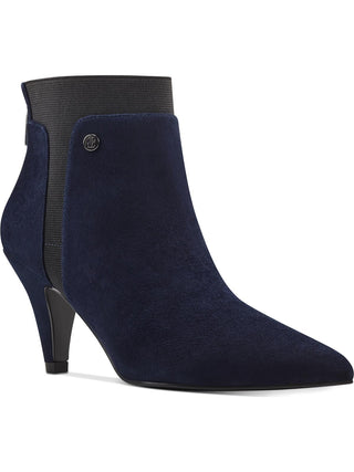 Botas de couro com zíper e salto gatinho Bandolino com acabamento elástico e logo Bari, bico fino, tamanho 6,5 M