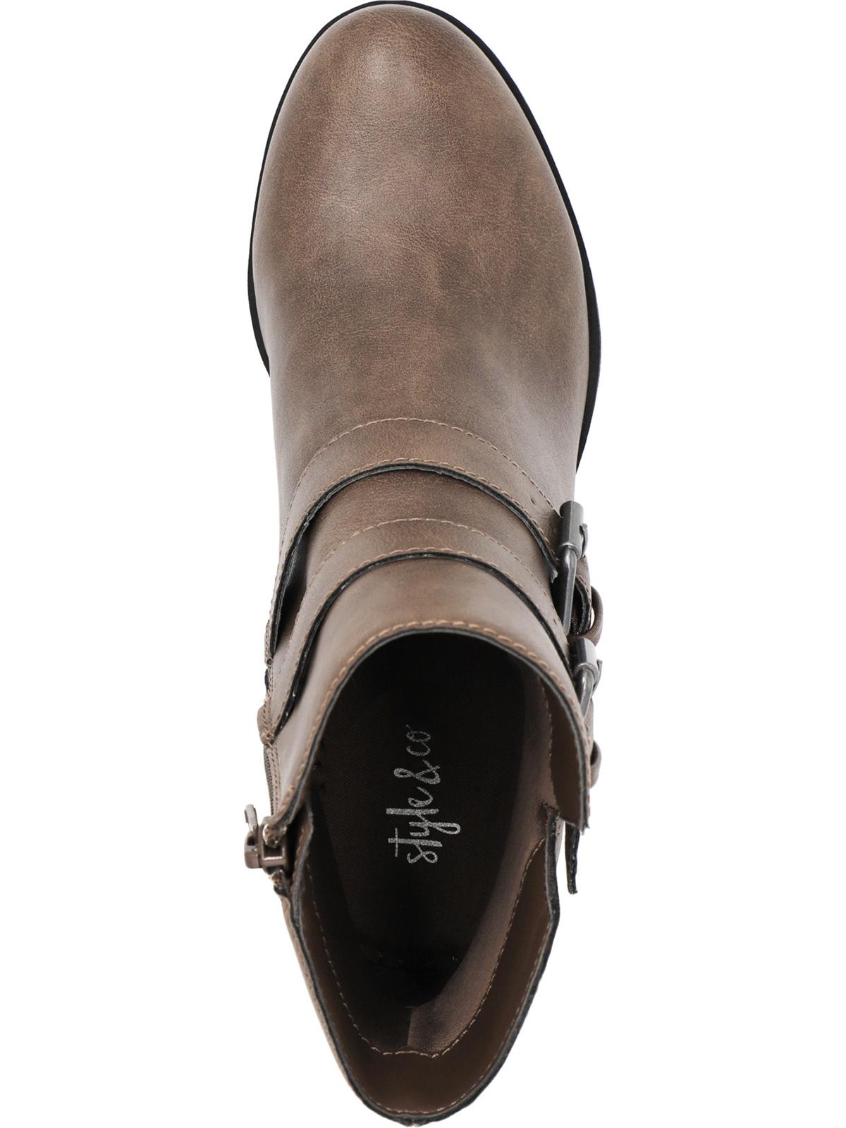 Bota feminina Style &amp; Co com fivela e acolchoamento, bico redondo, salto bloco, zíper, marrom, tamanho 10 M