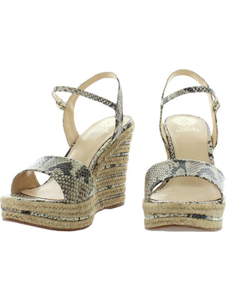 Sandálias femininas Vince Camuto Marybell de couro com tira no tornozelo e salto anabela, pretas e brancas, tamanho 10