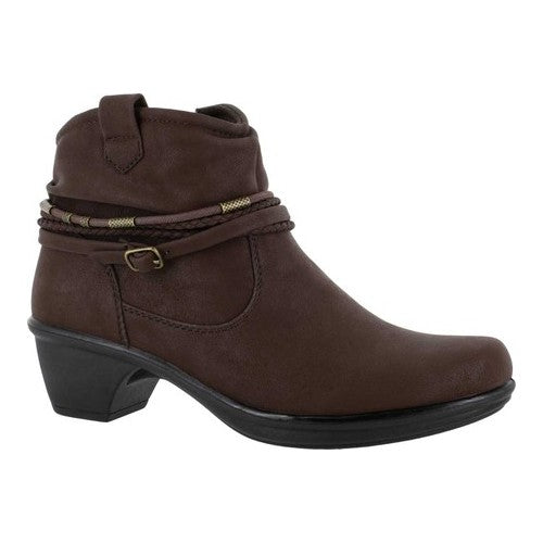 Bota Wrangle Feminina Easy Street Marrom Tamanho 7,5M