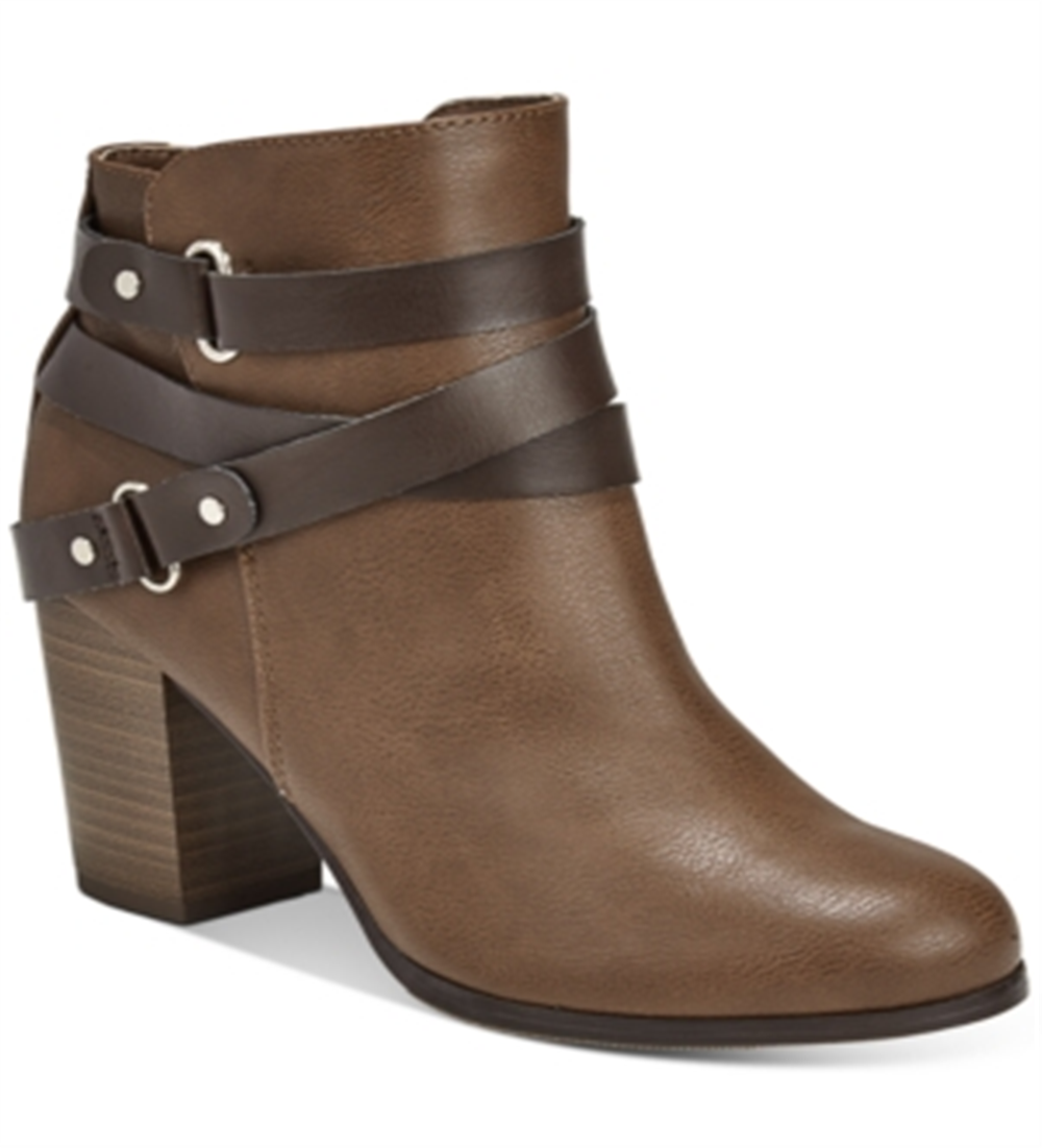 Material Girl Botas femininas com tiras acolchoadas, de material misto, com fivela e bico redondo, salto bloco e zíper, marrom, tamanho 10 M