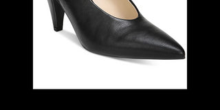 Bar III Tanya bico fino feminino, salto clássico, branco, tamanho 8M