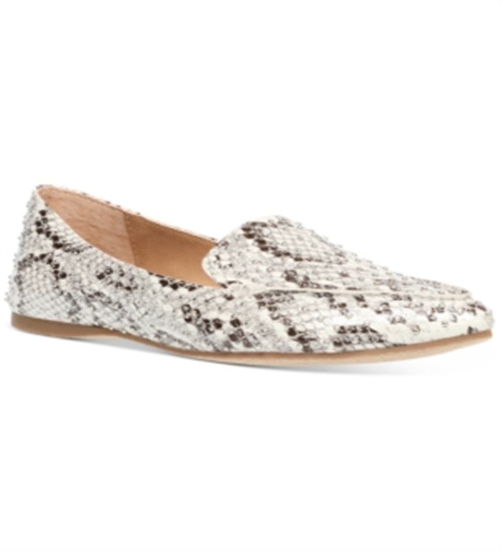 Steve Madden Mocassim Feminino com Estampa de Cobra, Biqueira Mocassim, Ponta Fina, com Tachas, Branco, Tamanho 11 M