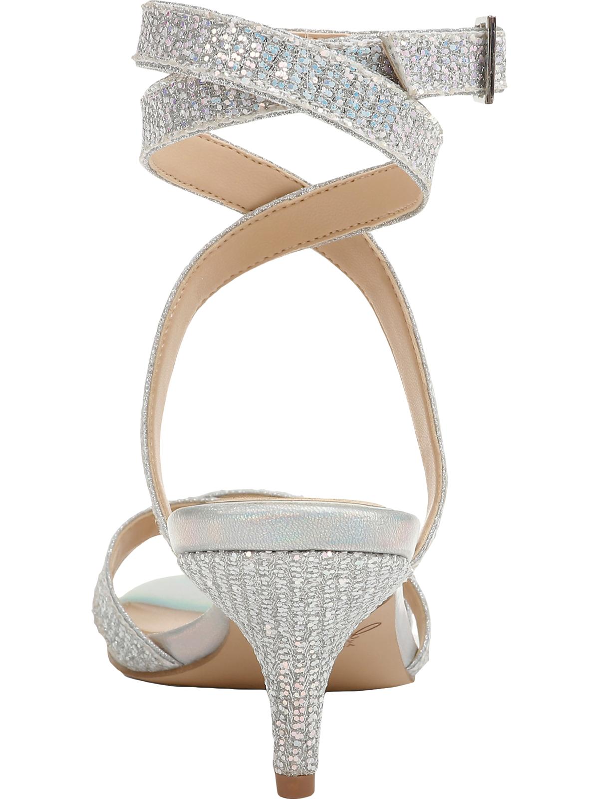 Sapatos de festa femininos Jewel Badgley Mischka Newton com bico aberto e cristais prateados, tamanho 6,5 m