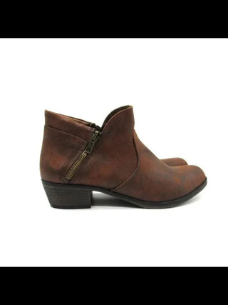 American Rag Botas femininas acolchoadas Comfort Abby bico redondo salto bloco marrom tamanho 7,5 M