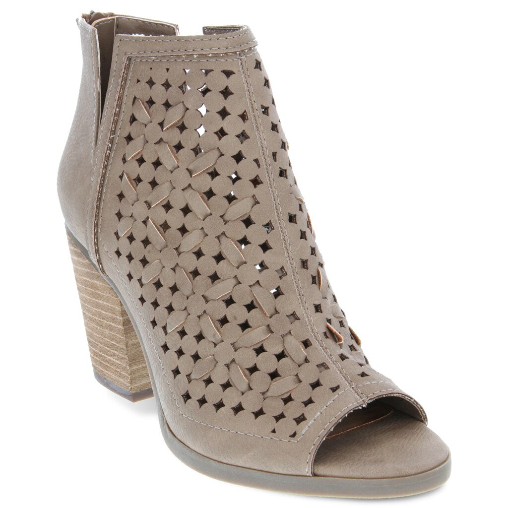 Botas femininas casuais Sugar Footwear - bota perfurada natural tamanho 11M