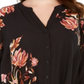 Blusa feminina plus size com estampa floral e bainha torcida da INC International Concepts, preta, tamanho 0X