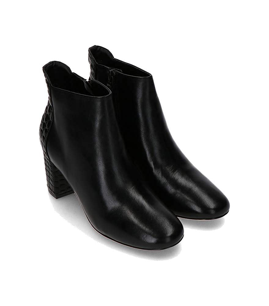 Bota feminina Cole Haan Nella preta tamanho 8 B