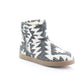 Botas femininas Ashley de pele sintética, bico fechado, cano curto, tamanho 5,5 M, Indigo Rd.