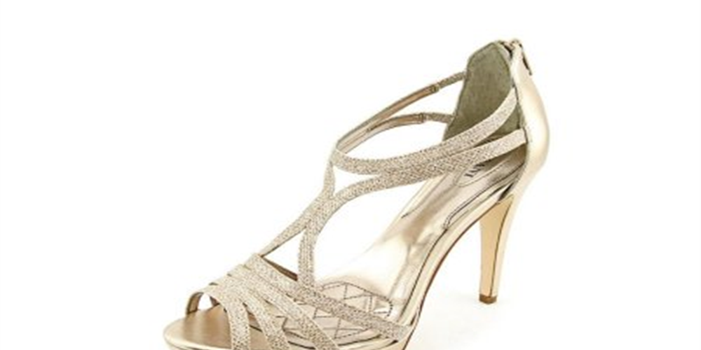 Material Girl Sandália Feminina Raissa Embelezada Preta 8M