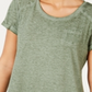 Camiseta feminina estilo &amp; co com bolso no peito, manga curta e gola redonda, tamanho extragrande, verde