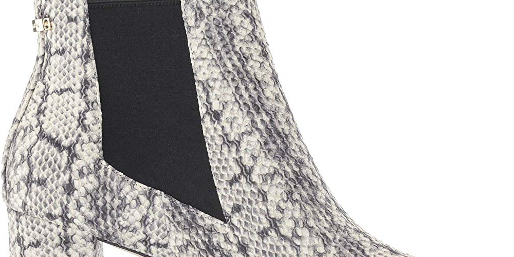 Bota Cole Haan Nitasha 65mm Feminina Cano Curto Bege Cobra Tamanho 7B