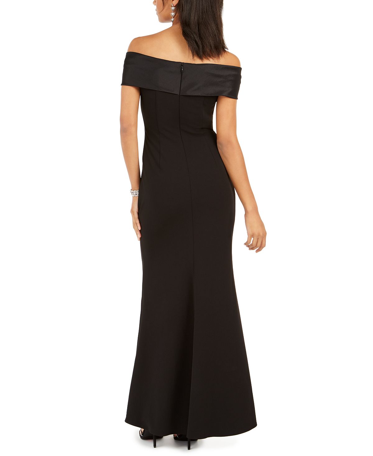 Vestido de cetim feminino Eliza J com laço e ombro de fora, preto, tamanho 14