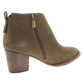 Botas de couro femininas Aqua College, à prova d'água, com puxador traseiro, zíper confortável, bico redondo, salto bloco, zíper, tamanho 8,5 M