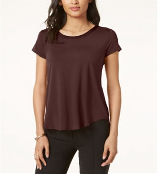 Camiseta feminina Alfani com acabamento em cetim, comprimento alto e baixo, tamanho pequeno, marrom