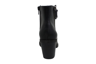 Botas femininas American Rag em couro Demitra, bico amendoado, cano curto, pretas, tamanho 9 M