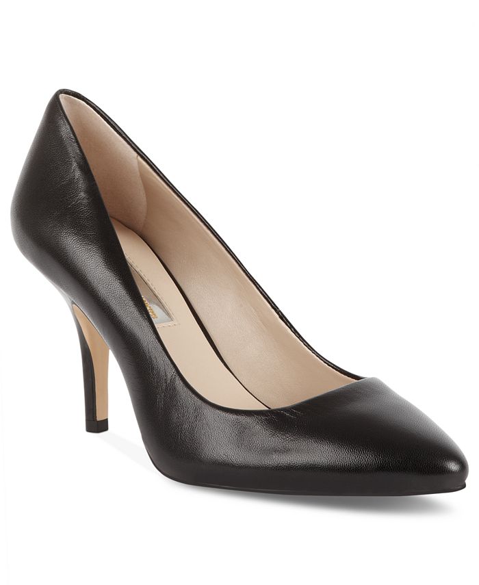 INC International Concepts Sapatos Femininos Zitah Embelezado Biqueira Amêndoa Branco Tamanho 10 M