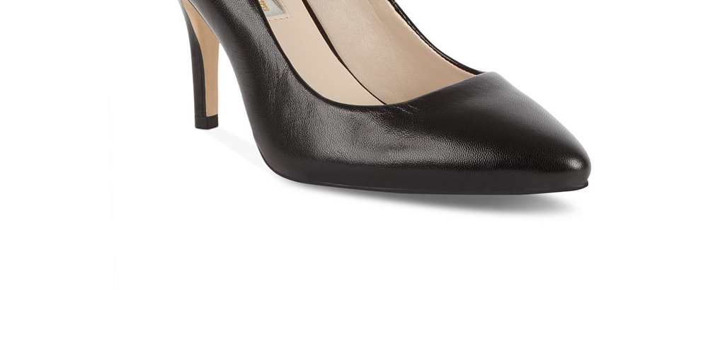 INC International Concepts Sapatos Femininos Zitah Embelezado Biqueira Amêndoa Branco Tamanho 10 M