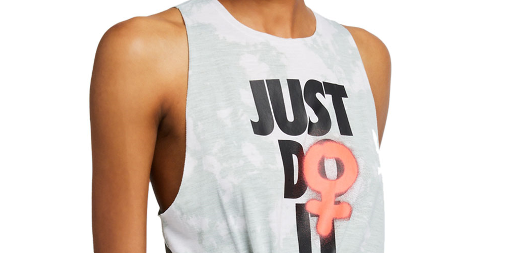 Camiseta regata Nike Fitness Training Feminina Verde Tamanho P