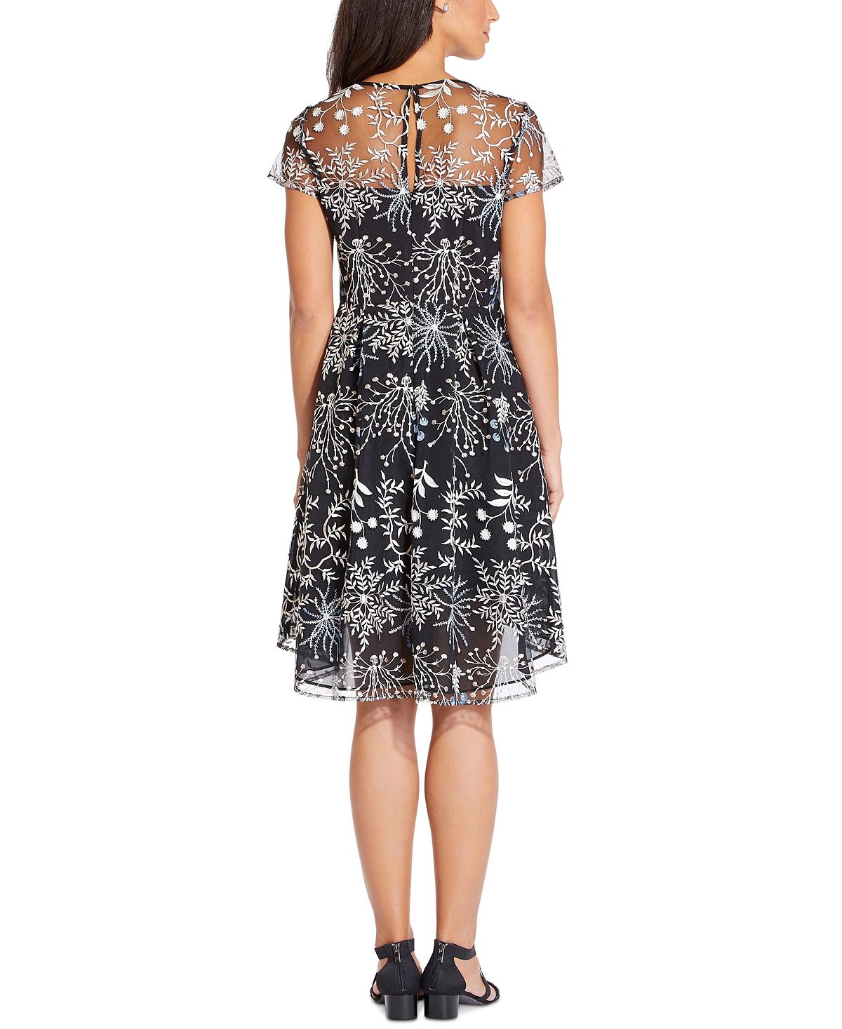 Vestido feminino Adrianna Papell com decote ilusão bordado, preto, tamanho 10