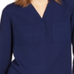 Blusa feminina Nine West de manga comprida com 2 bolsos e decote em V, azul, tamanho grande