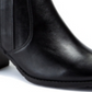 Botas femininas Sole Bound de couro com salto quadrado e bico redondo, tamanho 8,5 M, pretas