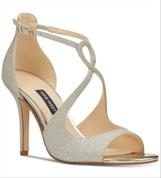 Sandálias de noite femininas Nine West Giaa douradas tamanho 5 M