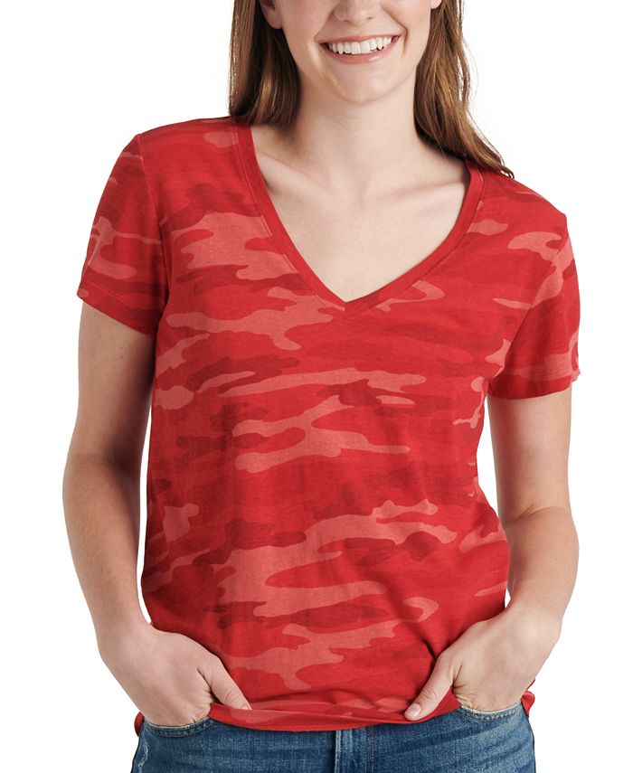 Camiseta feminina de algodão com estampa e decote em V Lucky Brand, vermelha, tamanho grande