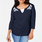 Camiseta feminina Karen Scott estampada com manga 3/4 e gola redonda, tamanho azul marinho, pequena G