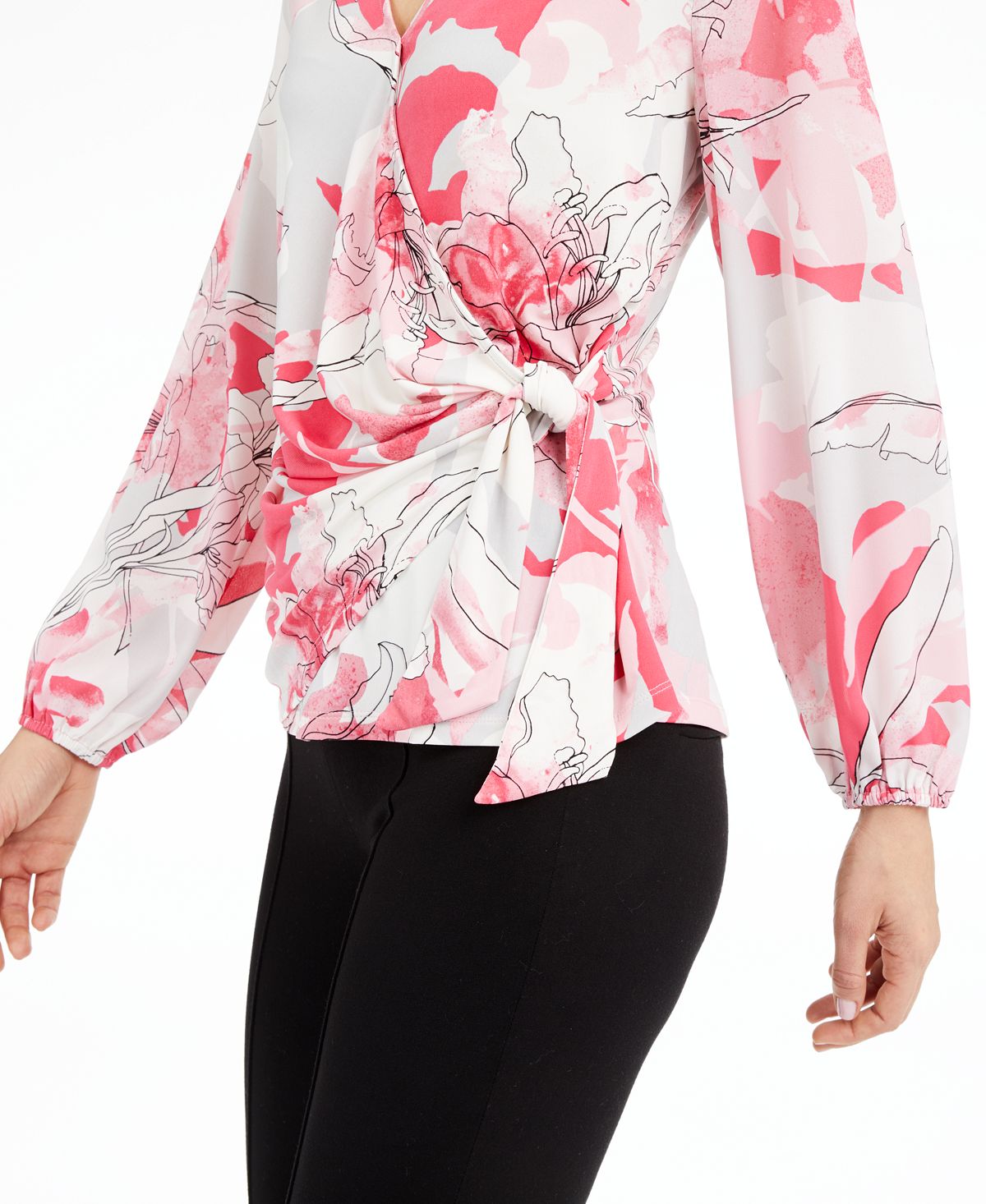 Blusa feminina Alfani com estampa floral e sobrepeliz rosa, tamanho P