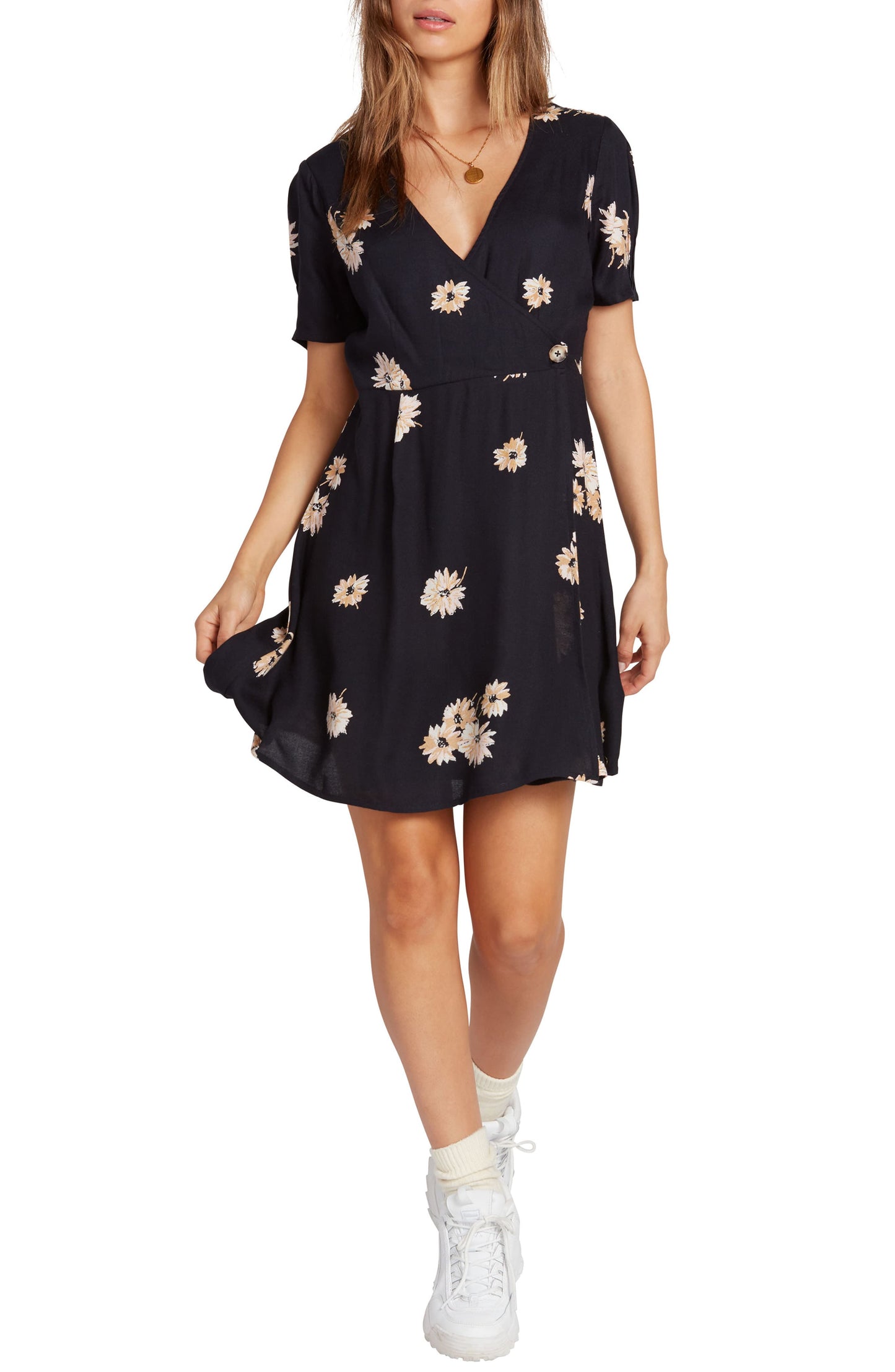 Vestido envelope feminino casual floral Volcom, preto, tamanho GG
